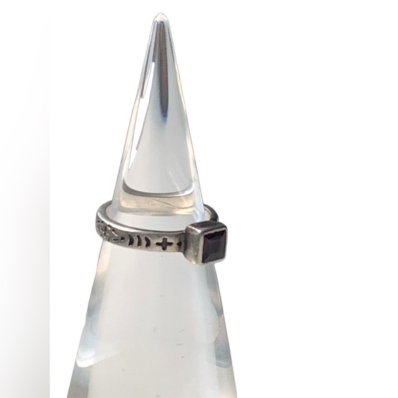 Vintage SILPADA Garnet Sterling Silver Tribal Band Ring Cross Symbols Jewelry - Picture 8 of 12